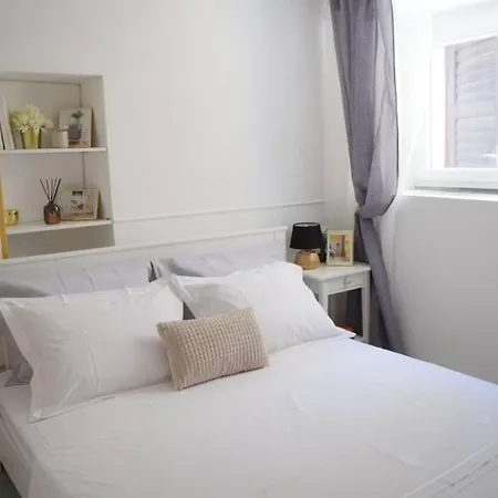Apartment Old Pearl Stari Grad (Hvar)