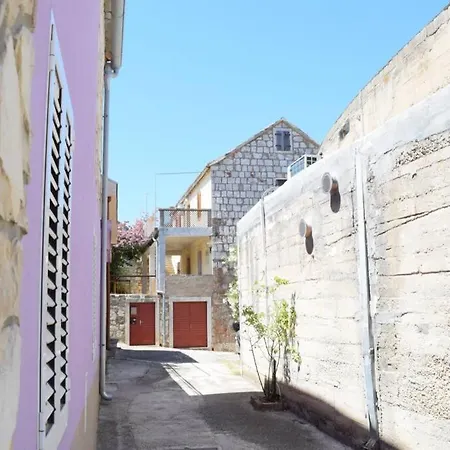 Apartment Old Pearl Stari Grad (Hvar)